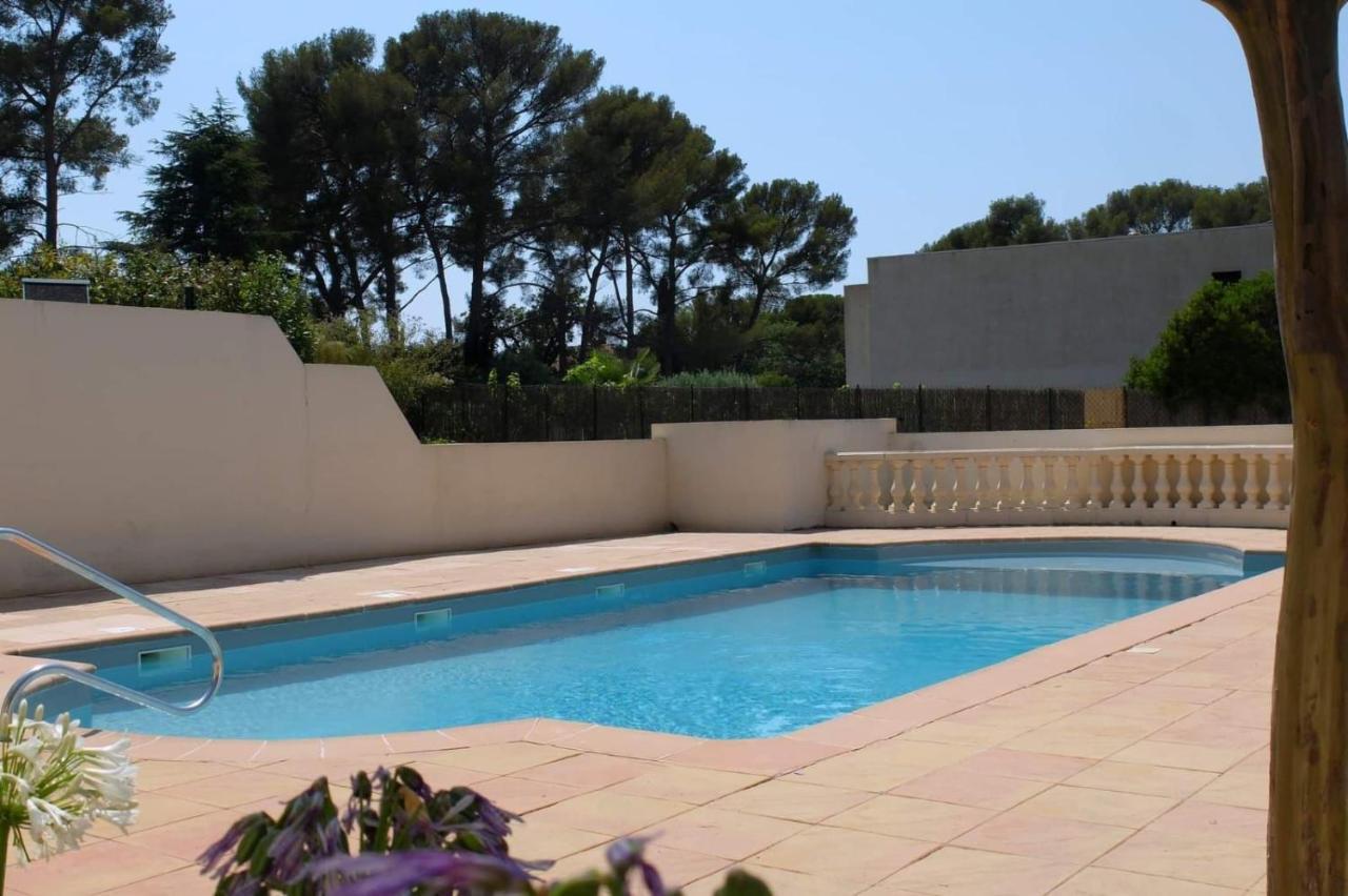 Appartement Cosy & Moderne A 180M De La Plage Sanary-sur-Mer Exterior photo