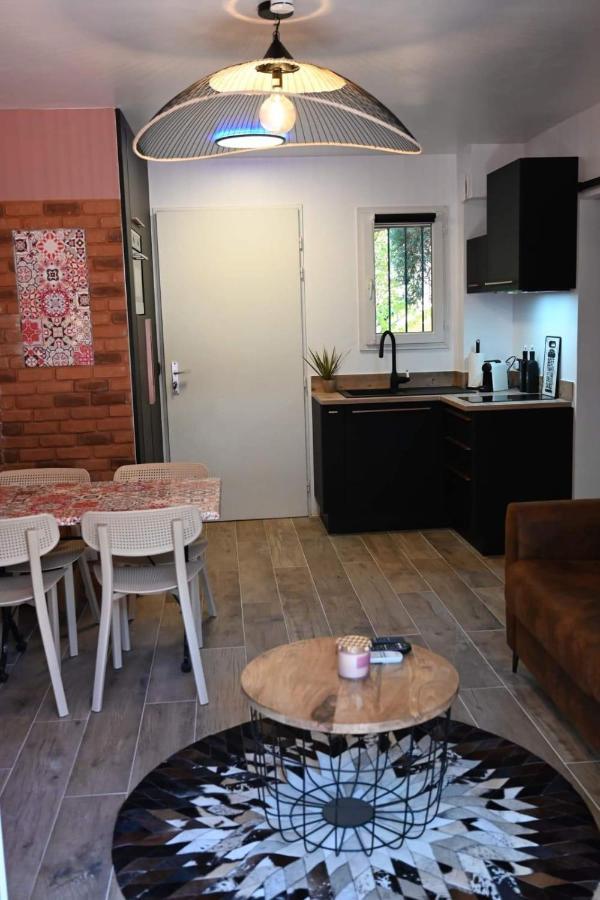 Appartement Cosy & Moderne A 180M De La Plage Sanary-sur-Mer Exterior photo